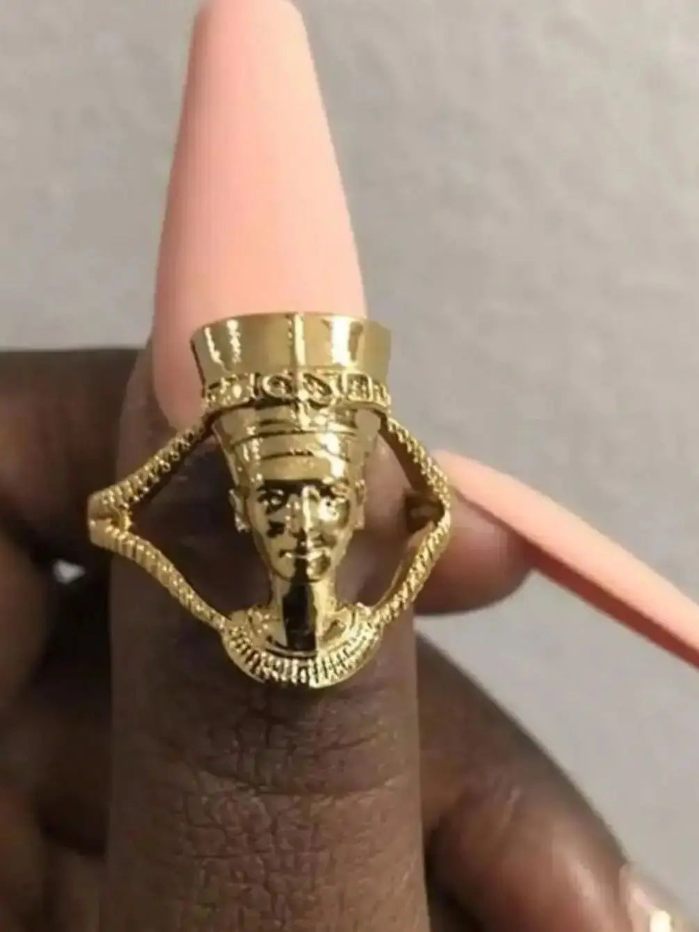 NIA Queen Goddess™ Ring