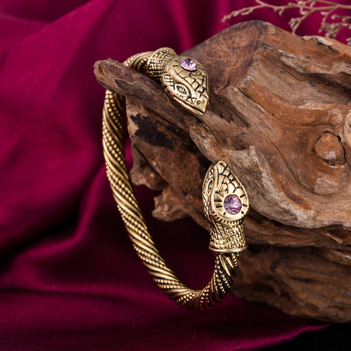 NIA Snake Glow™ Cuff