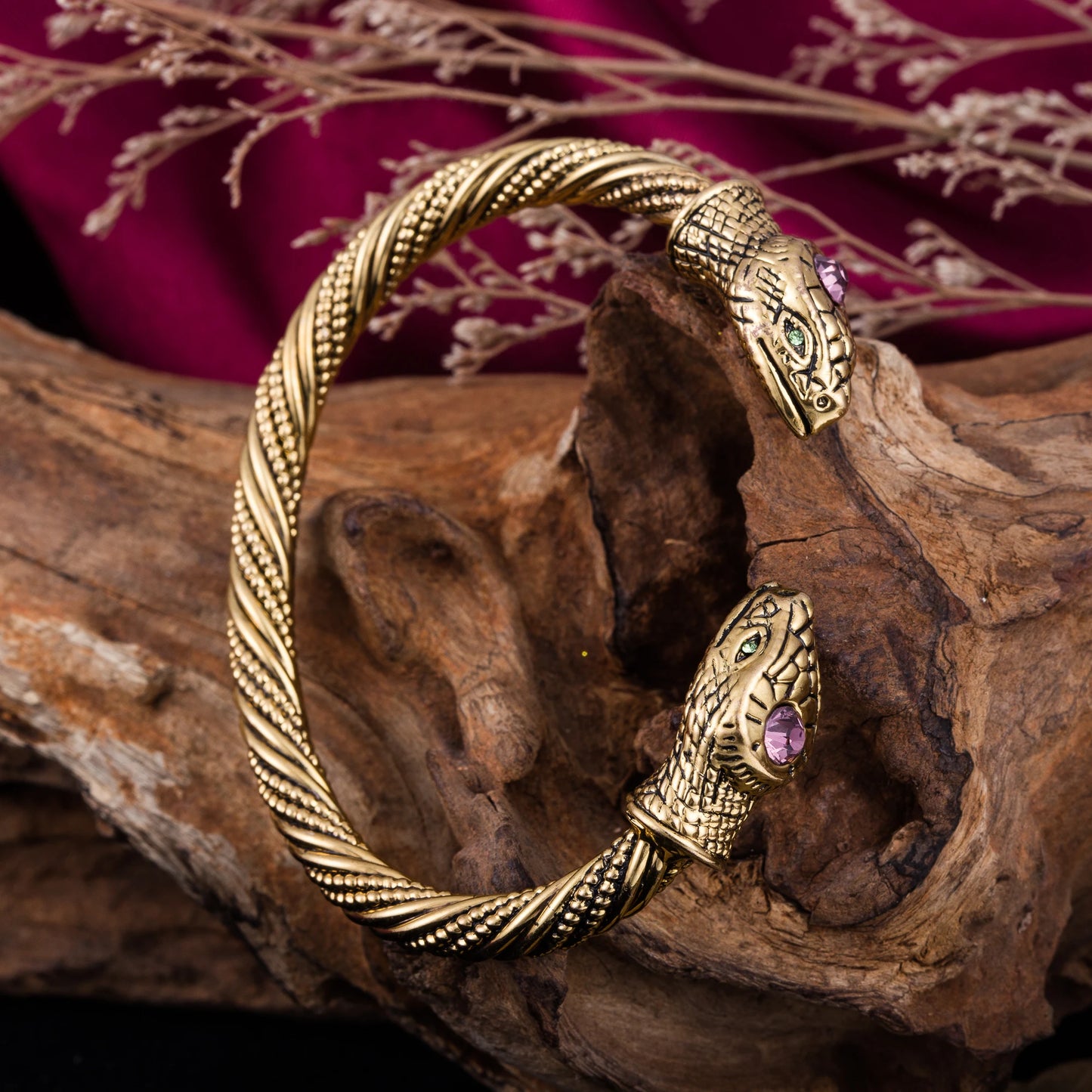 NIA Snake Glow™ Cuff