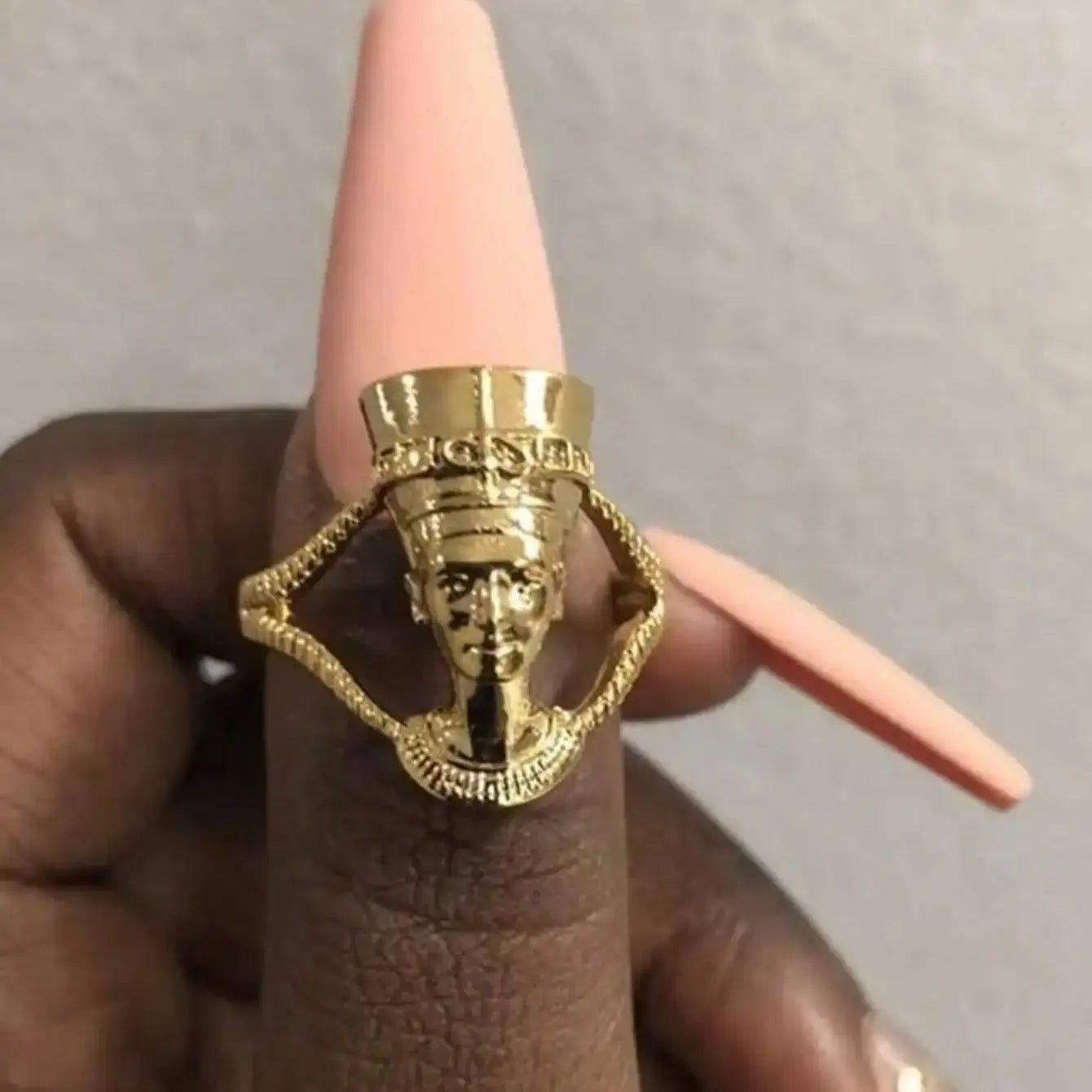 NIA Queen Goddess™ Ring